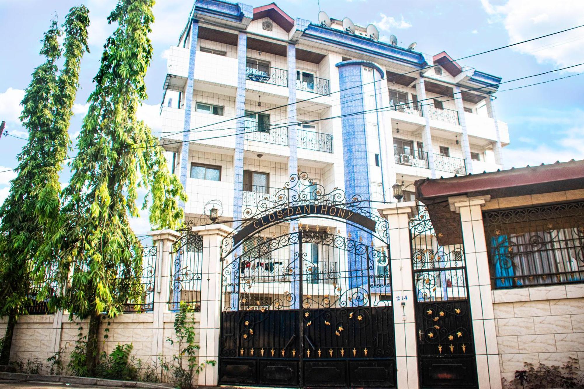 Clos D'Anthony Residence Bonanjo Douala Exterior photo