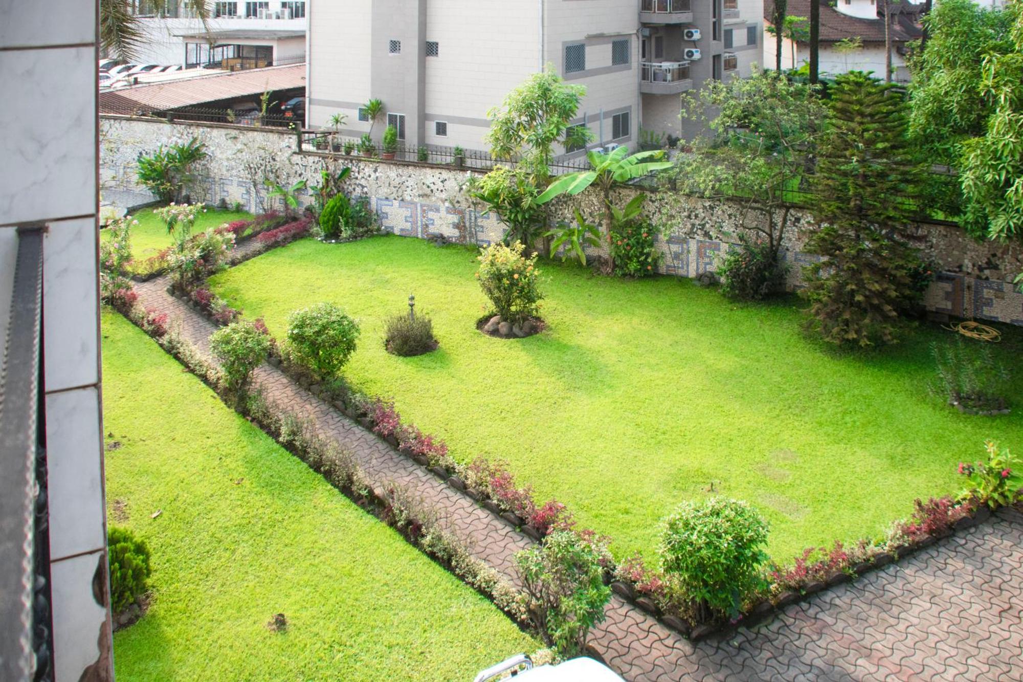 Clos D'Anthony Residence Bonanjo Douala Exterior photo