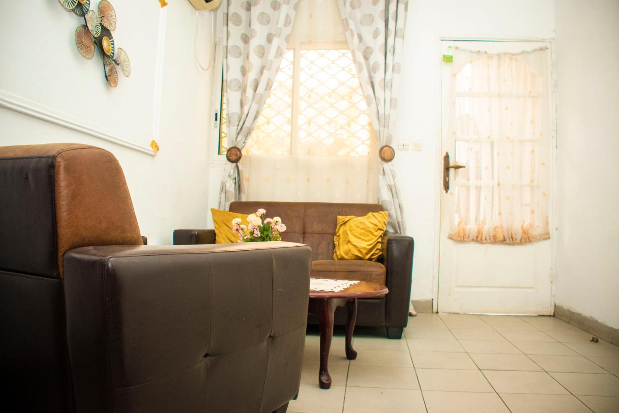 Clos D'Anthony Residence Bonanjo Douala Exterior photo